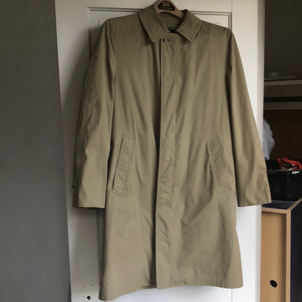 Vintage 70’s London Fog men’s raincoat with zip-in liner